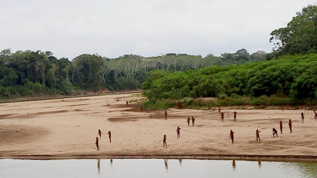 Mashco Piro The Largest Isolated Tribe Made a Rare Appearance